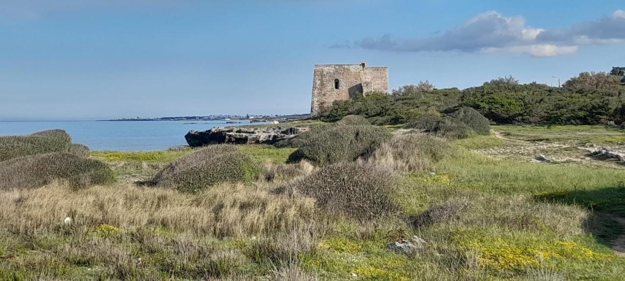 Villino Il Melograno Βίλα Torre Specchia Ruggeri Εξωτερικό φωτογραφία