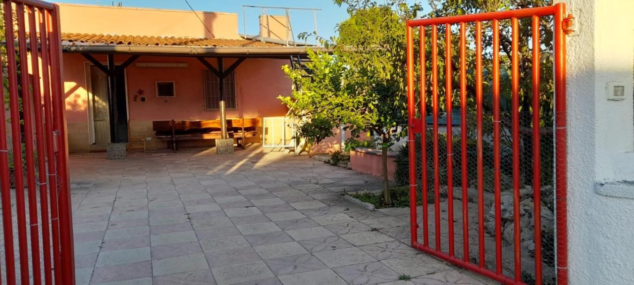 Villino Il Melograno Βίλα Torre Specchia Ruggeri Εξωτερικό φωτογραφία